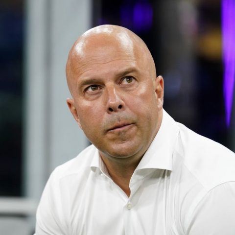 Arne Slot Dismisses Mo Salah's Penalty Miss as Contract-Related Distraction