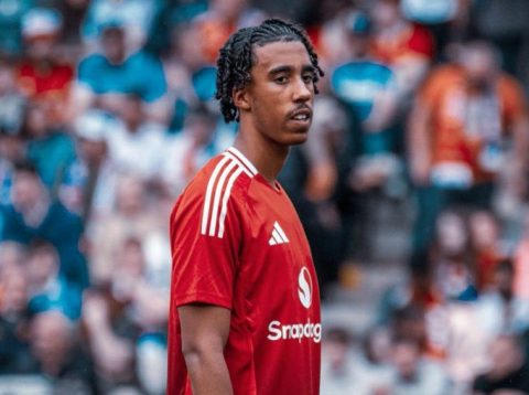 Leny Yoro Eager to Join Manchester United on the Pitch