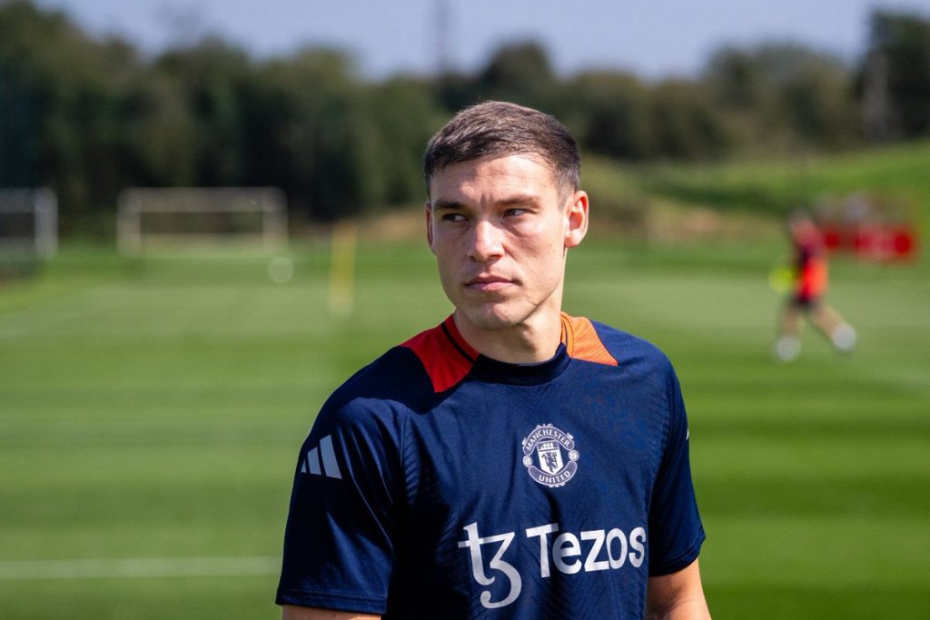 Manuel Ugarte Expresses Excitement to Join Manchester United