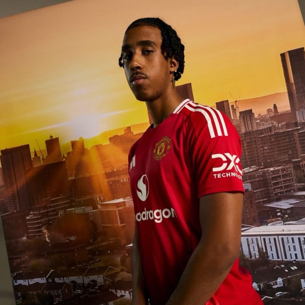 Rúben Amorim Provides Injury Updates on Key Players Martinez and Maguire