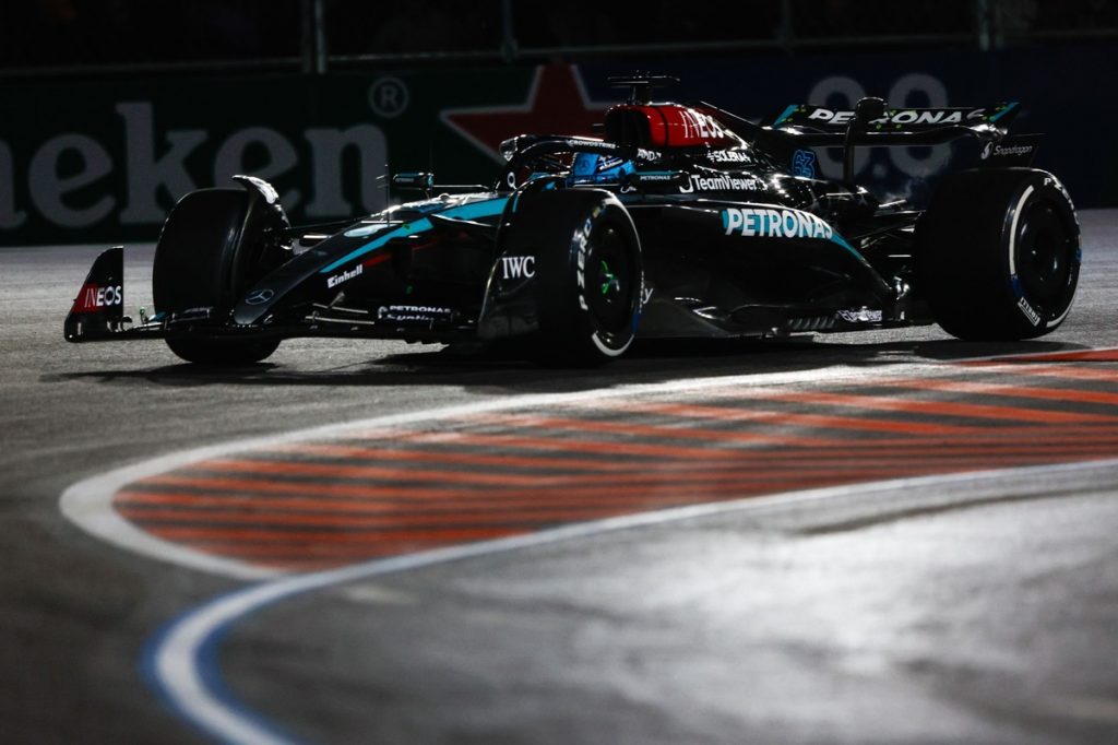 F1 Las Vegas GP: Verstappen Secures Fourth Title as Russell Wins the Race