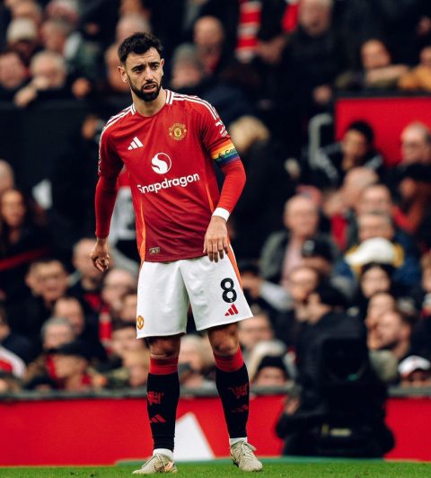 Rúben Amorim Confirms Bruno Fernandes Fit to Play After Injury Concerns