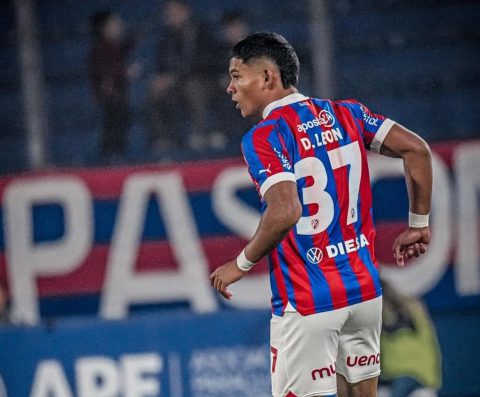 Manchester United in Negotiations for Young Talent Diego León from Cerro Porteño