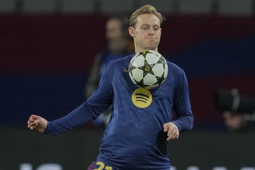 Hansi Flick Emphasises Frenkie de Jong's Importance at Barcelona