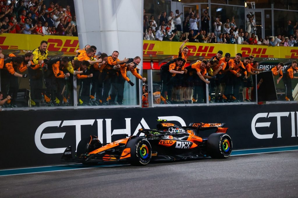 F1 Abu Dhabi GP: Norris Secures McLaren's First Constructors' Title Since 1998