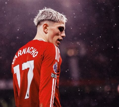 Alejandro Garnacho Starts for Manchester United Amidst Chelsea Transfer Speculation