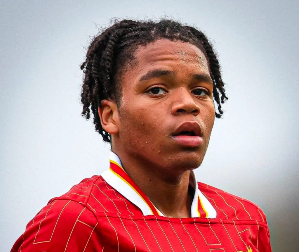 Arne Slot Praises Rio Ngumoha's Impactful Debut for Feyenoord