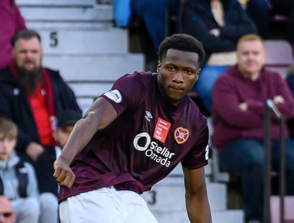 Daniel Oyegoke Joins Hellas Verona on a Long-Term Contract