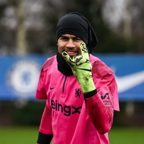 Enzo Maresca Defends Robert Sanchez After Recent Mistakes