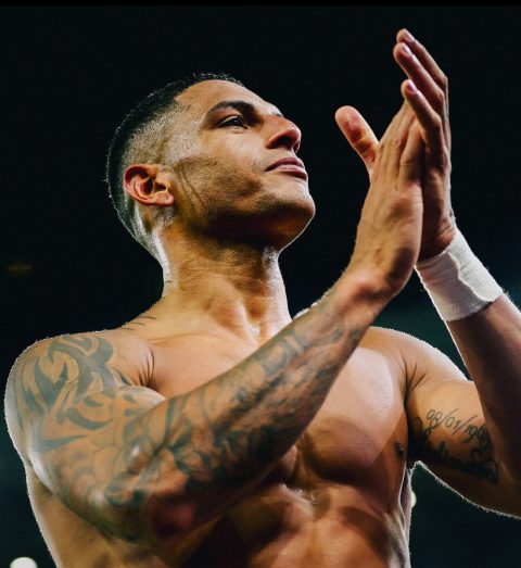 Fenerbahçe Close In on Aston Villa's Diego Carlos in Potential Transfer Coup