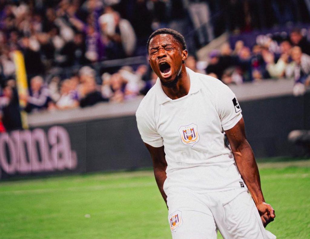 Napoli Aims to Secure Francis Amuzu from Anderlecht Amidst Premier League Competition