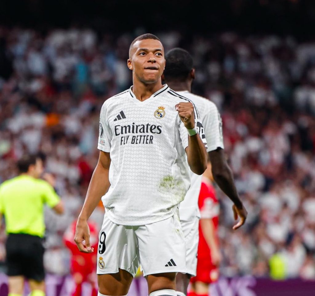 Kylian Mbappé Strikes 16th Goal of the Season with a Perfect Penalty