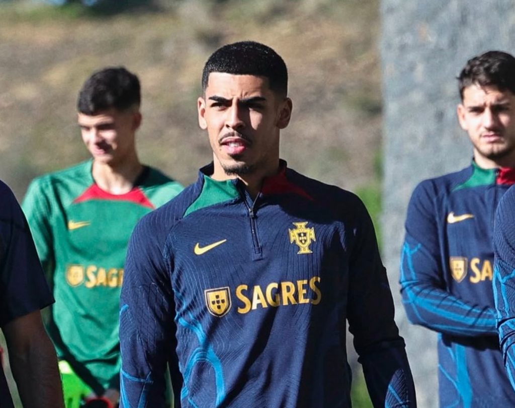 Lecce Enter Bidding War for Portuguese Talent Danilo Veiga