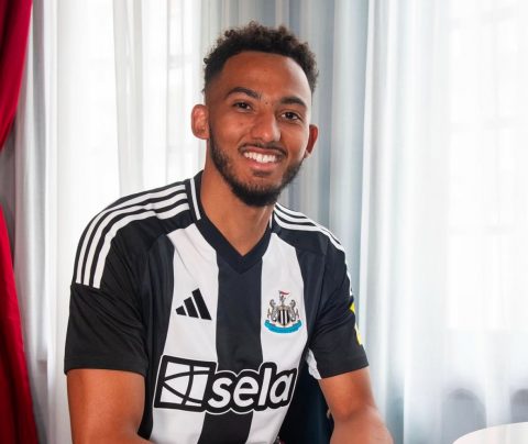 Juventus Pursues Lloyd Kelly as Defensive Reinforcement Amidst Newcastle and Fenerbahçe Negotiations