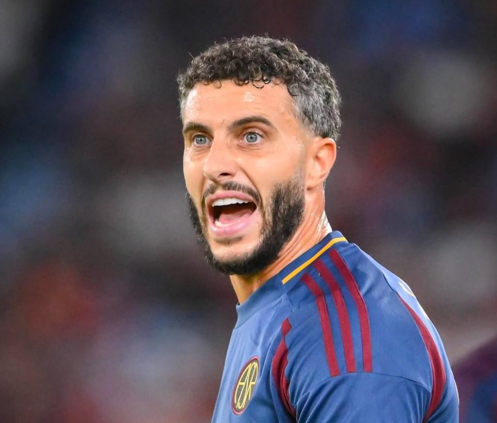 Mario Hermoso Poised for Bayer Leverkusen Move Amid AS Roma Exit Speculation