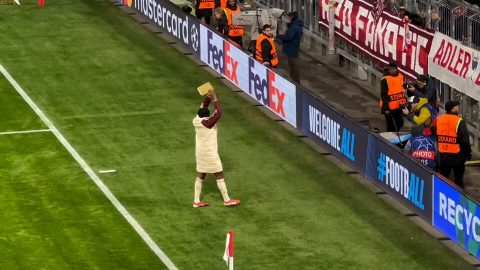 Mathys Tel Bids Emotional Farewell to Bayern Munich Fans Ahead of Possible Transfer