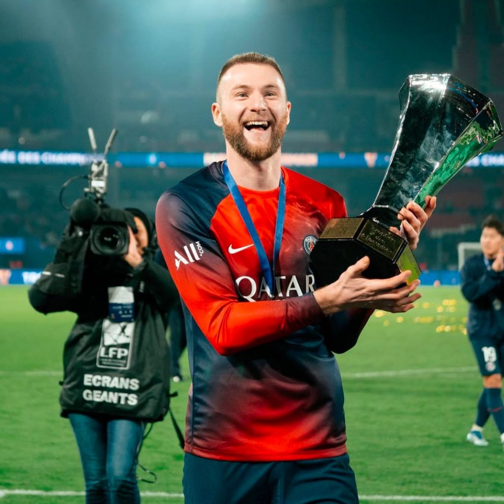 Fenerbahçe Secure Milan Škriniar in Competitive Transfer Battle