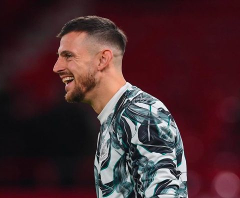 Newcastle United Set to Propose New Deal for Goalkeeper Martin Dubravka