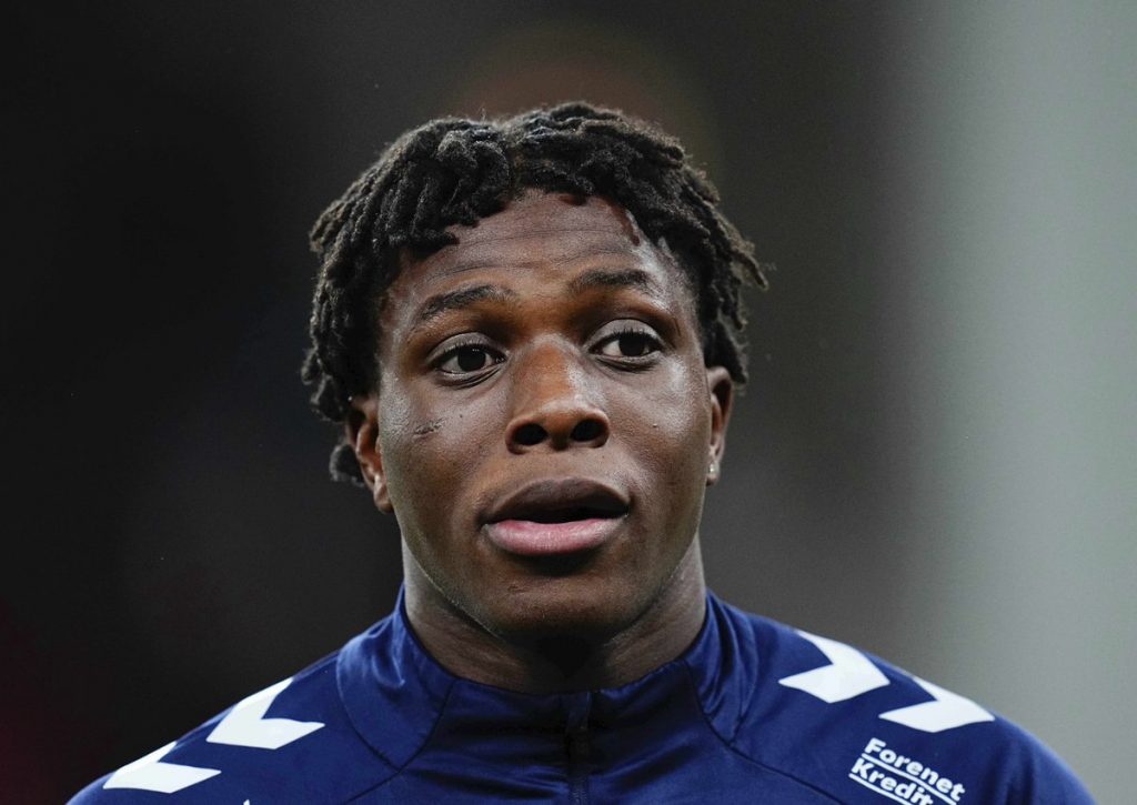 Patrick Dorgu Set to Start for Lecce Amidst Manchester United Interest