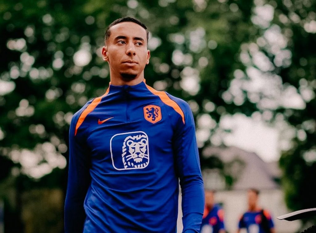 AS Roma and PSV Eindhoven Target Twente's Star Anass Salah-Eddine