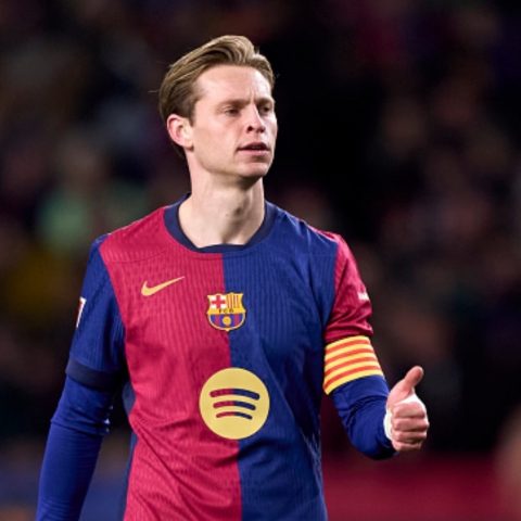 Deco Highlights Frenkie de Jong's Future at Barça Amidst Talks of New Contract