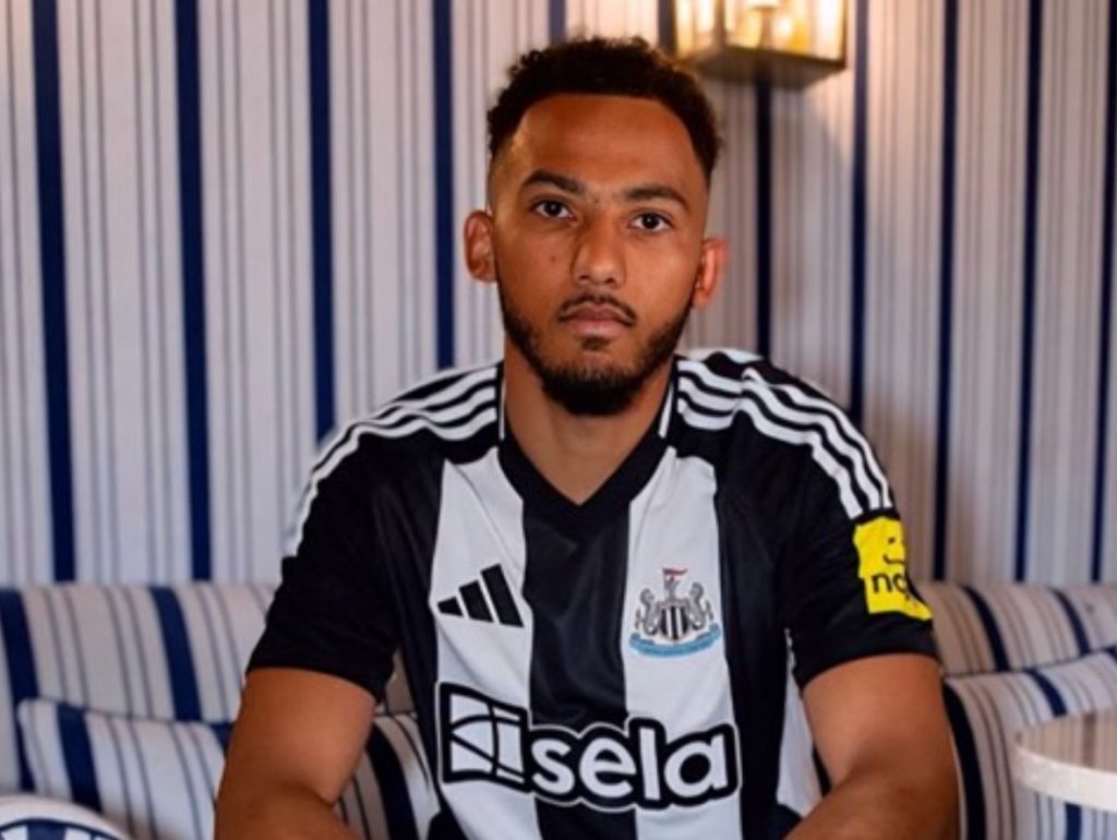 Juventus and Newcastle United in Talks Over Lloyd Kelly Transfer