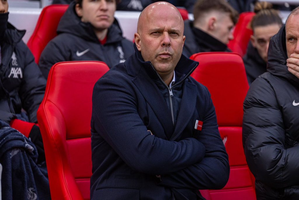 Arne Slot Reflects on Feyenoord's Gritty Performance Against PSG in UEFA Champions League