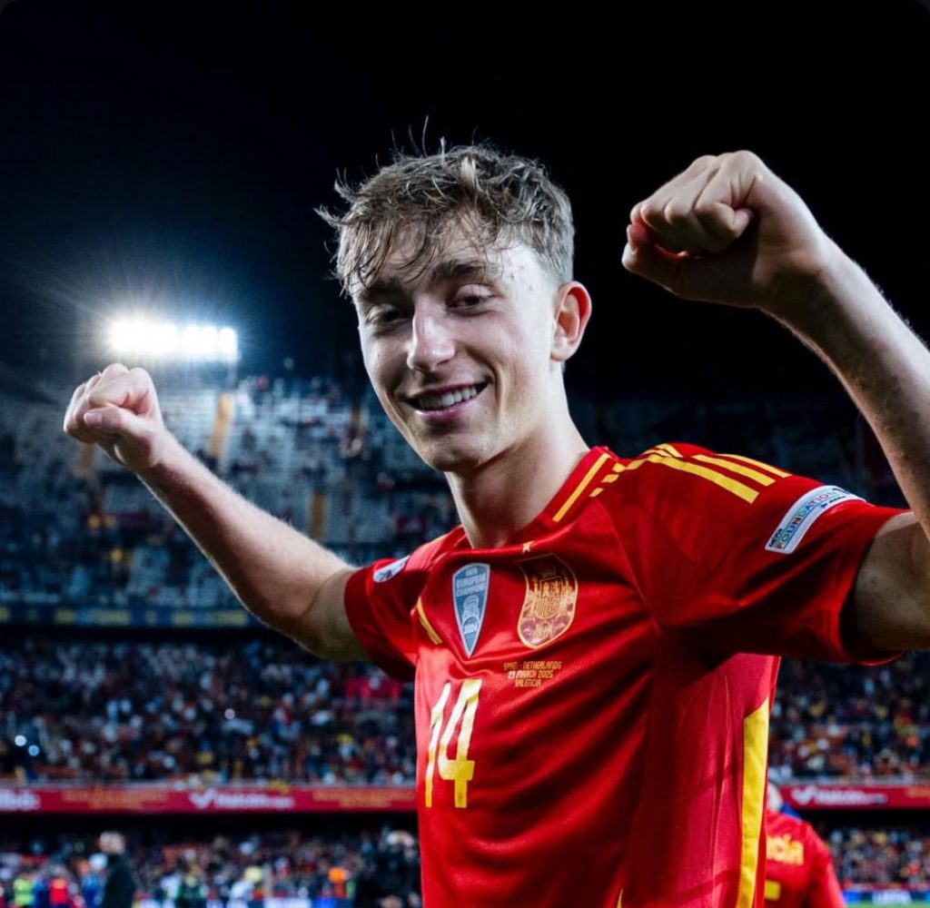 Dean Huijsen Finds Honour in Real Madrid Interest