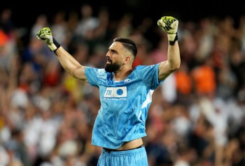 Giorgi Mamardashvili Eyes Liverpool Goalkeeper Battle: "I'm Going to Liverpool to Fight for the Number One Spot"