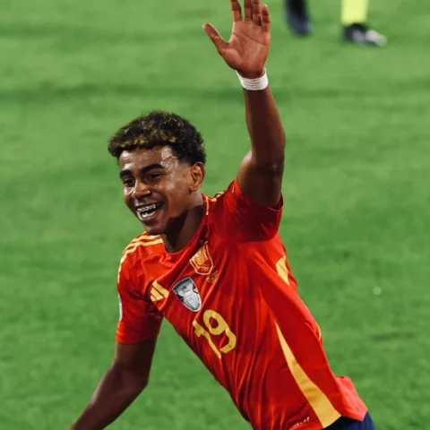 Lamine Yamal Propels Barcelona to Victory with Decisive Goal Against Villarreal