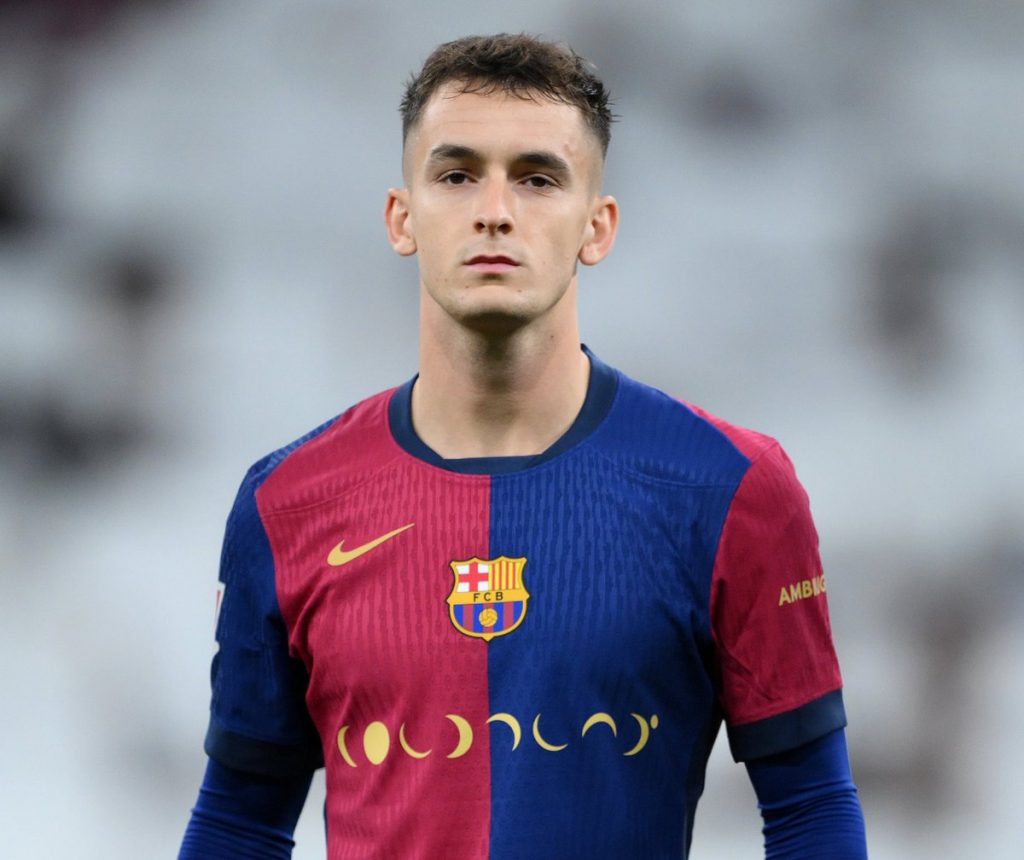 Marc Casadó Faces Two-Month Spell on the Sidelines Due to Knee Injury