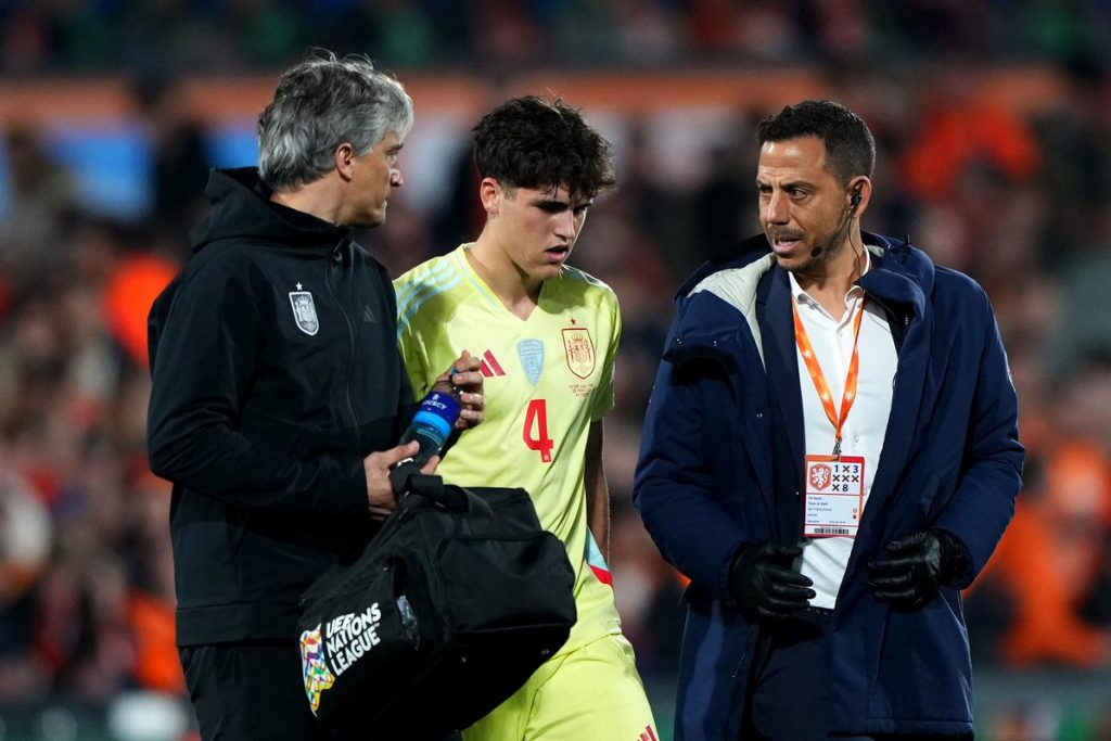 Pau Cubarsí's Early Exit Paves the Way for Dean Huijsen's Debut for Spain