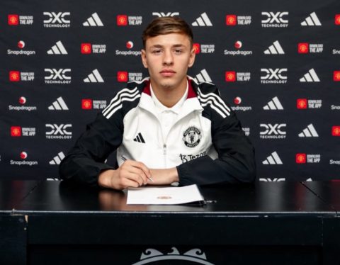 Amir Ibragimov Signs First Professional Contract with Manchester United