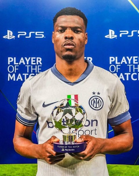 Denzel Dumfries Shines as UEFA Man of the Match in Barcelona versus Inter Clash