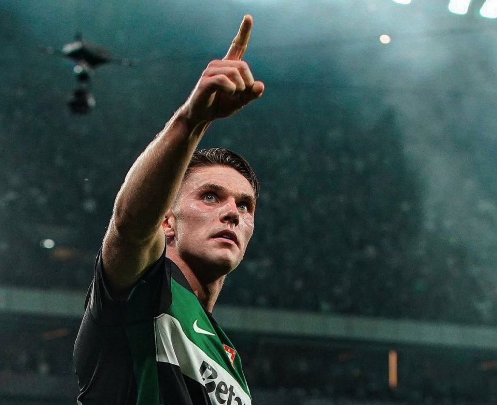 Viktor Gyökeres Triumphs Again with Electrifying Performance for Sporting