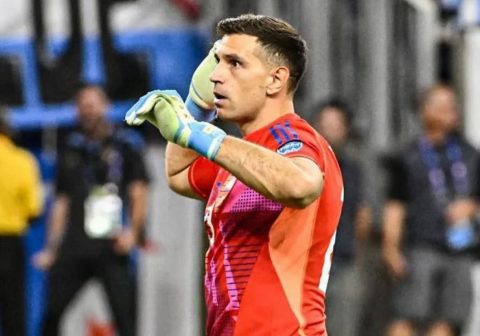 Chelsea's Transfer Strategy Unfolds: Emiliano Martínez Not in Summer Plans