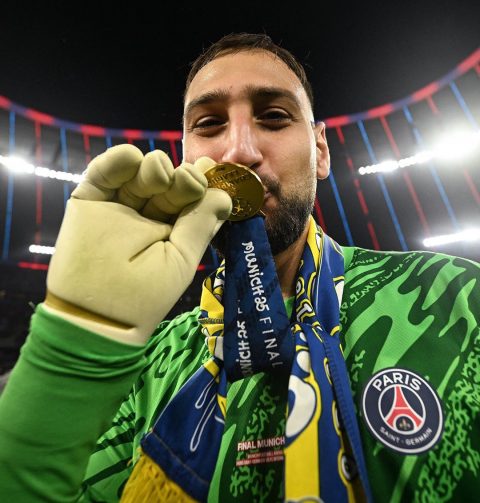 Gianluigi Donnarumma Faces Uncertain Future Amid Talks of New Deal