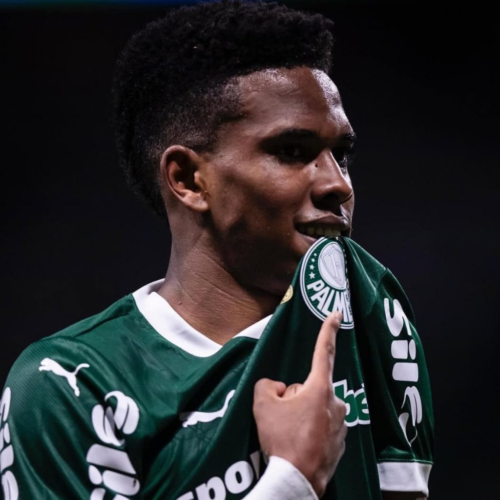 Willian Estêvão's Stellar Club World Cup Performance Ahead of Chelsea Arrival