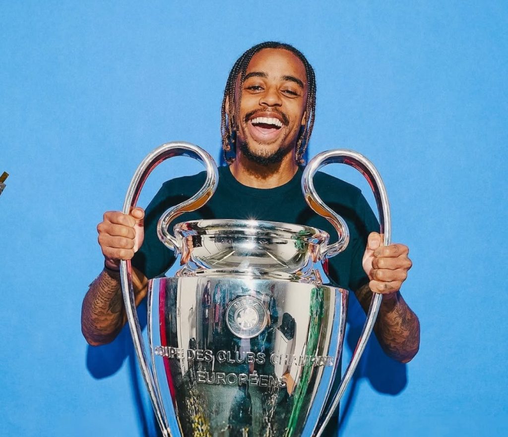 Bradley Barcola's Future at PSG: Contract Talks on the Horizon