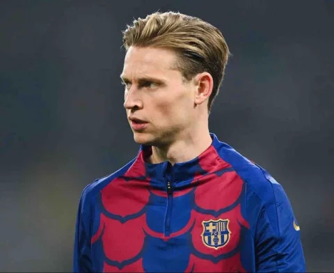 Frenkie de Jong Confirms Commitment to Barcelona with New Contract