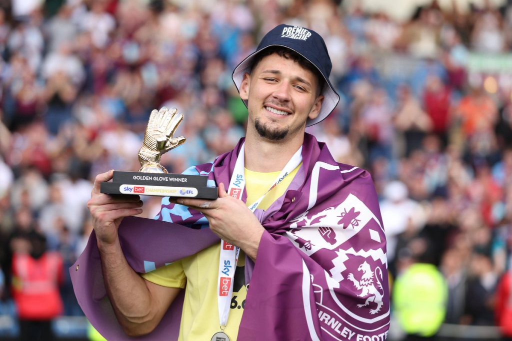 James Trafford Undergoes Medical Tests at Manchester City Ahead of £27m Transfer from Burnley