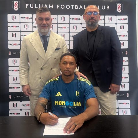 Kenny Tete Signs New Contract with Fulham