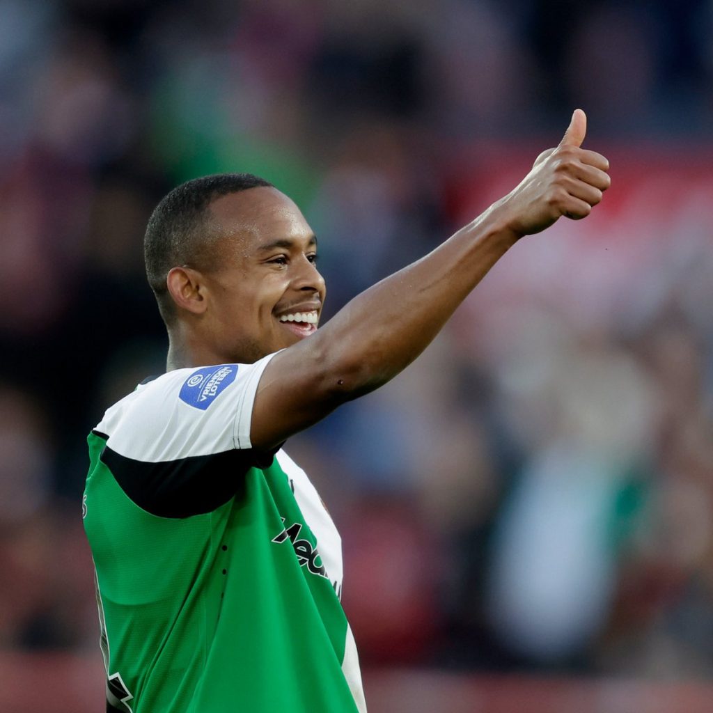 Leeds United Close to Signing Feyenoord's Igor Paixão After Improved Bid