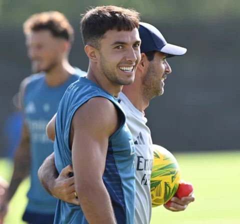 Mikel Arteta Praises Zubimendi's Commitment Amid Arsenal Interest