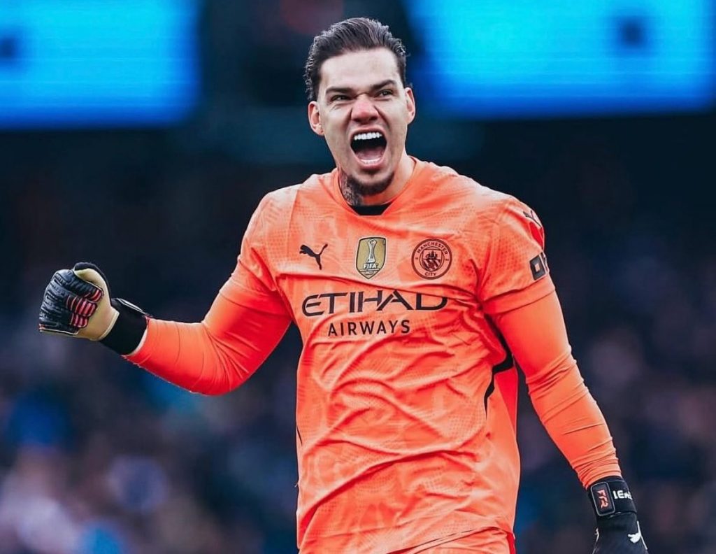 Napoli's Summer Goalkeeper Hunt: Éderson Transfer Falls Through