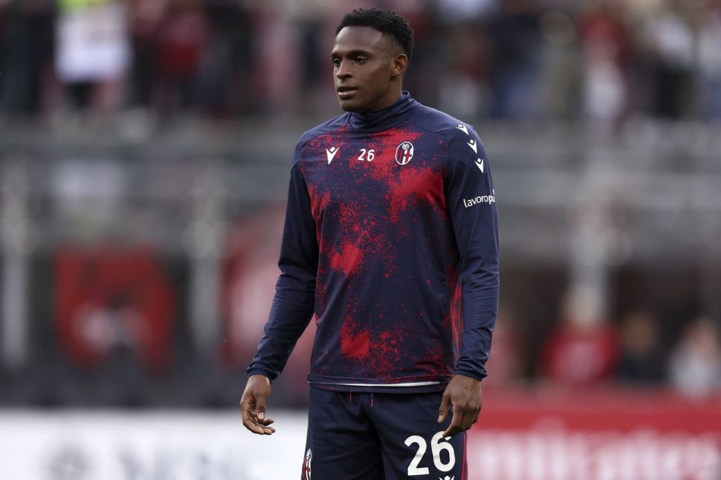 Sunderland Targets Jhon Lucumí with Opening Bid Amid Bologna's Resistance