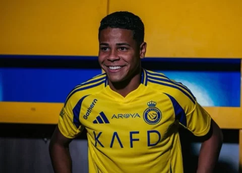 Bologna's Pursuit of Wesley Gassova: Transfer Negotiations with Al Nassr Heat Up